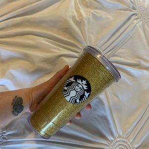 ✨SOLD✨ Starbucks Cups - 20fl oz.